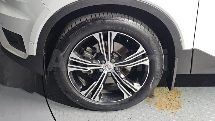 Volvo XC40 2022 — 5