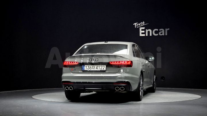 Audi S4 2022 — 4