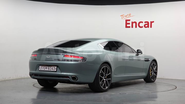 Aston Martin Rapide 2017 — 2