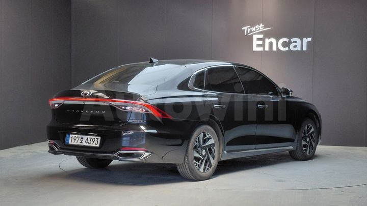 Hyundai Grandeur 2022 — 2