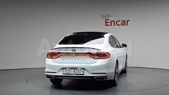 Hyundai Grandeur 2018 — 3