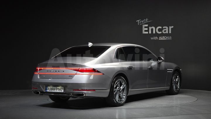 Genesis G90 2024 — 2