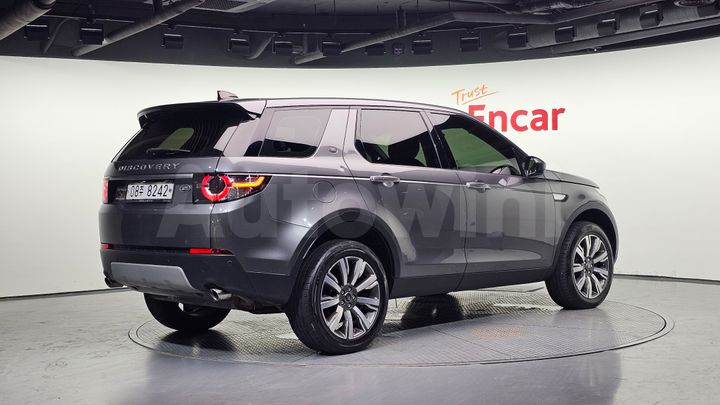 Land Rover Discovery Sport 2017 — 2