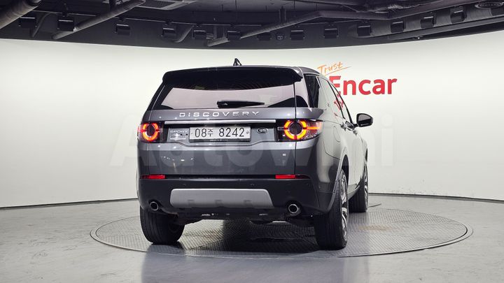 Land Rover Discovery Sport 2017 — 4