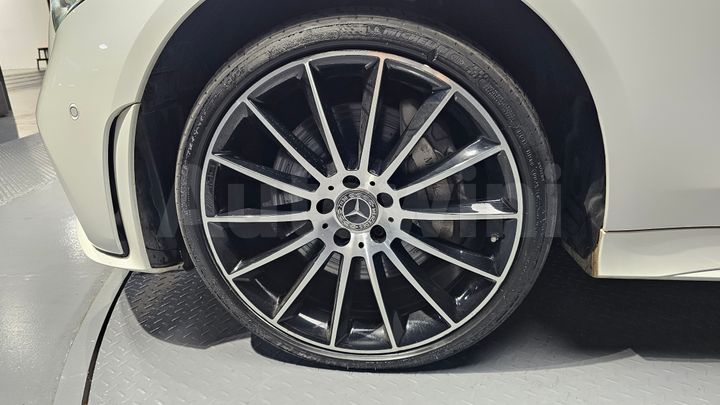 Mercedes Benz CLS Class 2019 — 5
