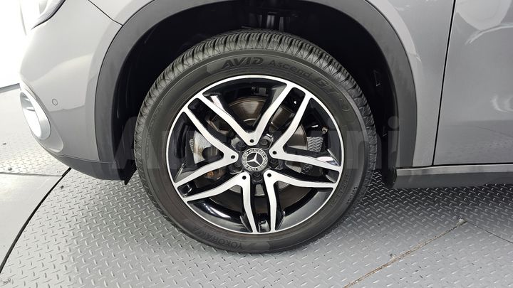Mercedes Benz GLA Class 2019 — 5