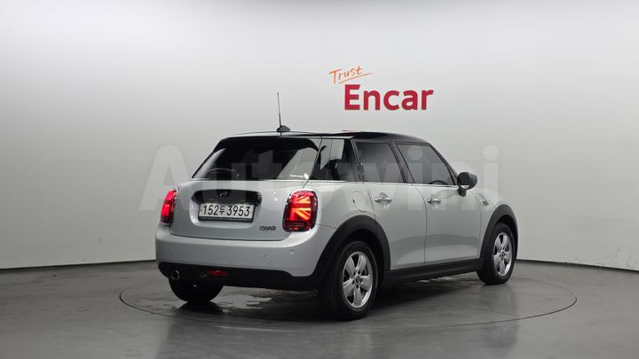 Mini Cooper 2020 — 2