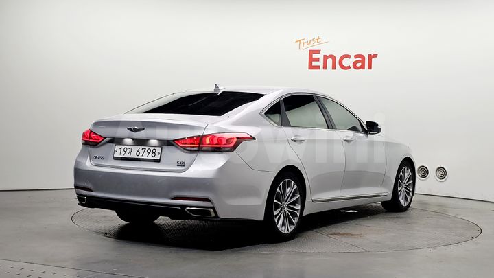 Hyundai Genesis