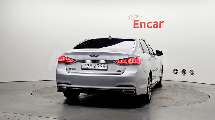 Hyundai Genesis 2015 — 4