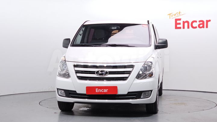 Hyundai Starex 2018 — 3