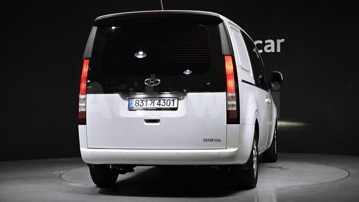 Hyundai Staria 2022 — 4