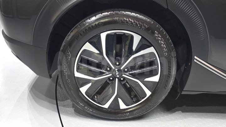 Kia EV6 2022 — 5