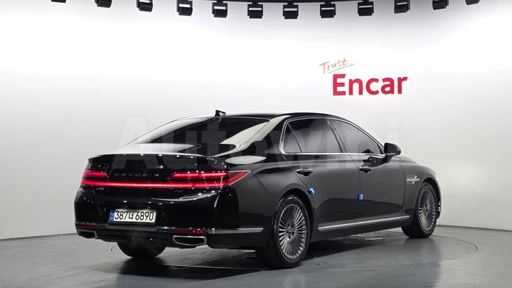 Genesis G90 2021 — 2
