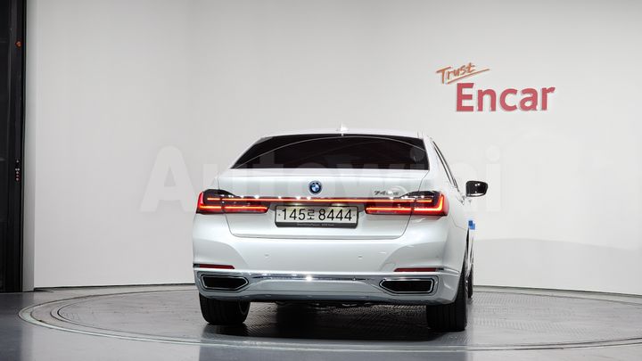 BMW 7 Series 2022 — 3