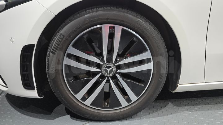 Mercedes Benz A Class 2021 — 5