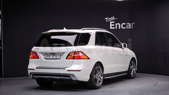 Mercedes Benz M Class 2013 — 2
