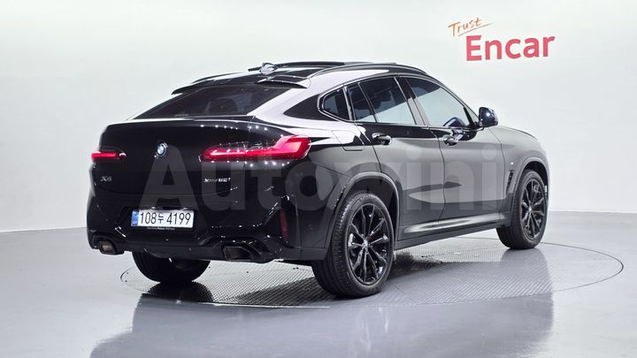 BMW X4 2025 — 2