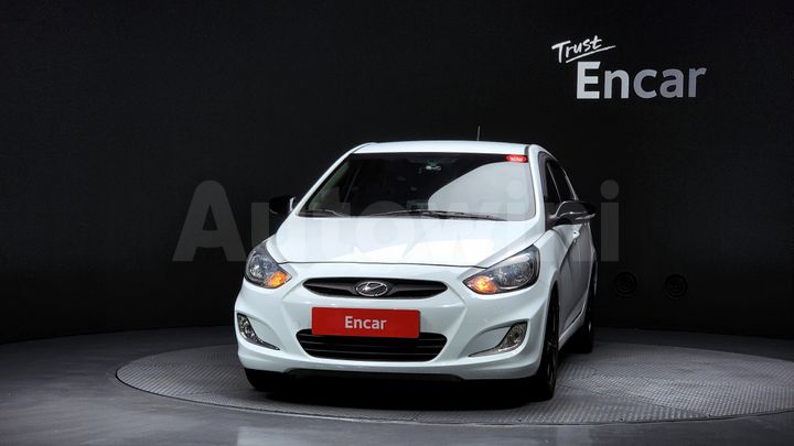 Hyundai Accent 2011 — 3