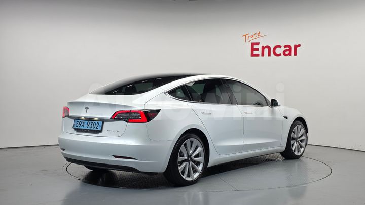 Tesla Model 3 2020 — 2