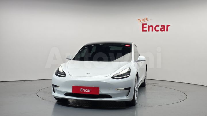 Tesla Model 3 2020 — 3