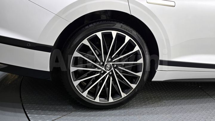 Hyundai Grandeur 2023 — 5