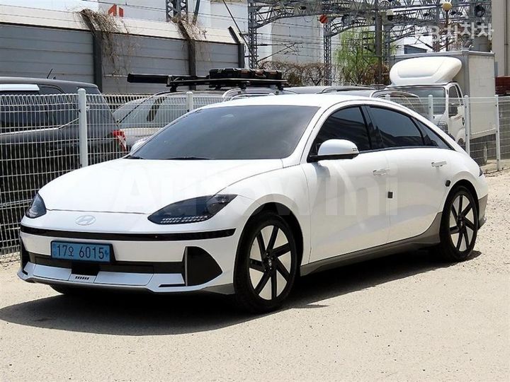 Hyundai Ioniq6 2023 — 2
