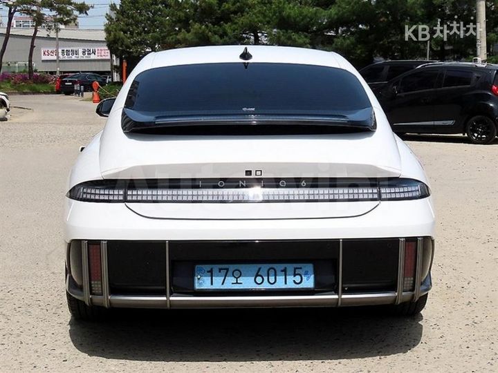 Hyundai Ioniq6 2023 — 4