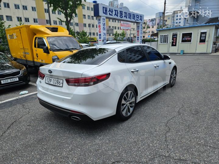 Kia K5 2017 — 3