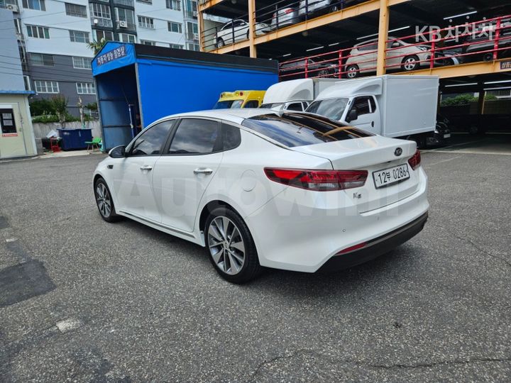 Kia K5 2017 — 4