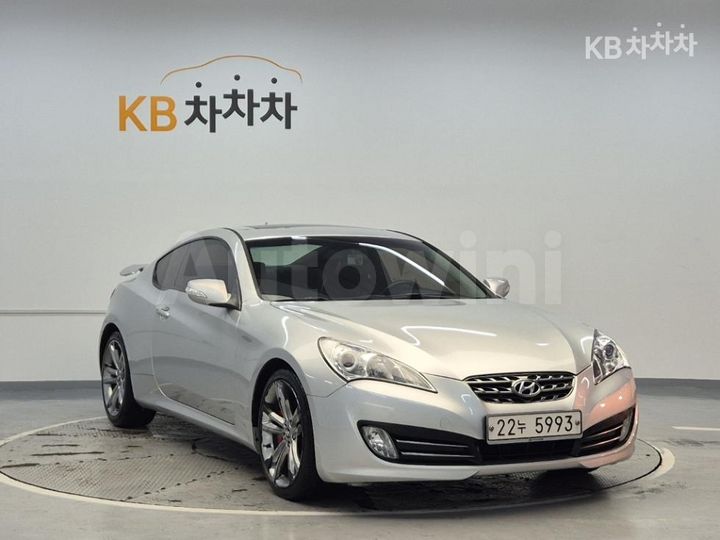 Hyundai Genesis 2011 — 4