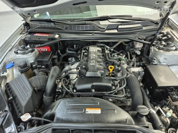Hyundai Genesis 2011 — 5