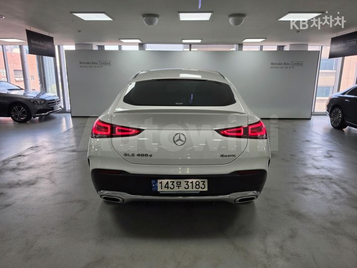 Mercedes Benz GLE Class 2023 — 3