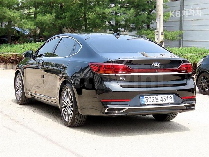 Kia K7 2020 — 3