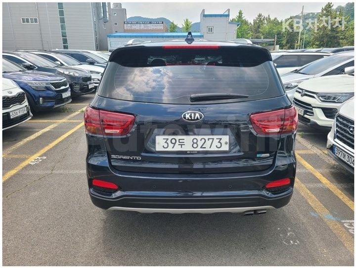 Kia Sorento 2018 — 4