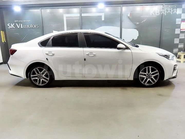 Kia K3 2019 — 3