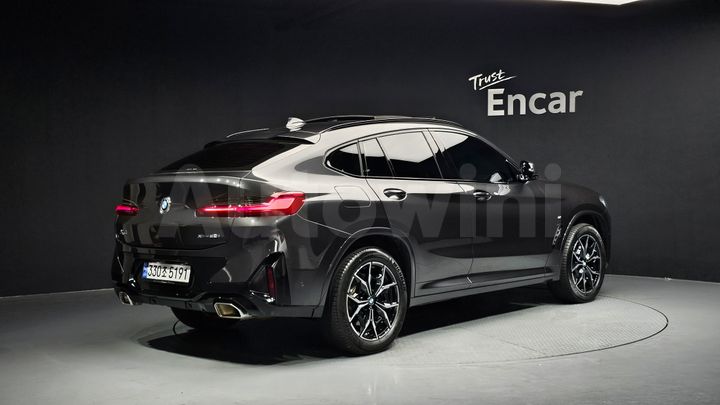BMW X4 2024 — 2