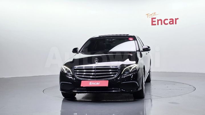 Mercedes Benz E Class 2018 — 3