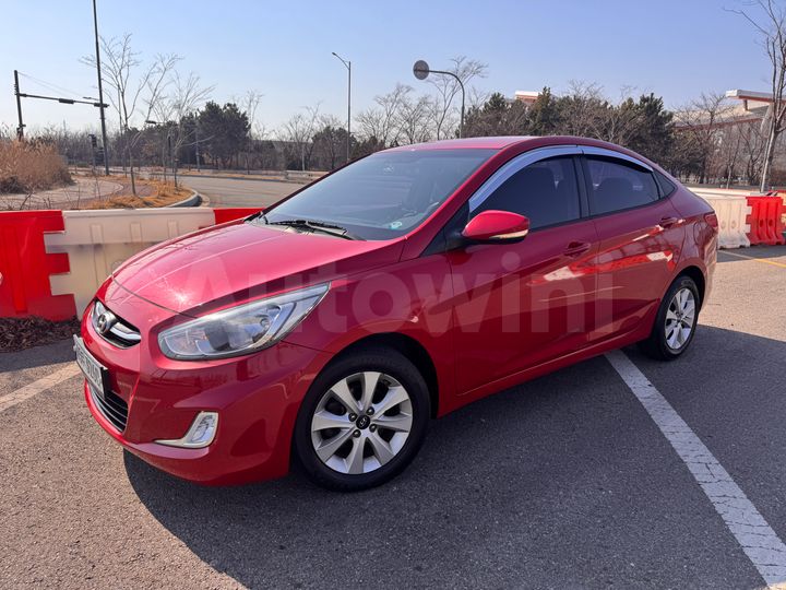 Hyundai Accent 2015 — 2