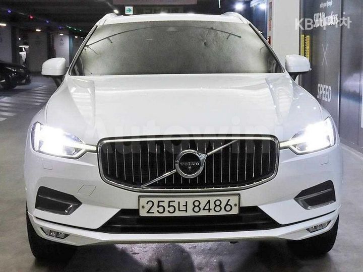 Volvo XC60 2020 YV1UZ68TCL1477813 — 2