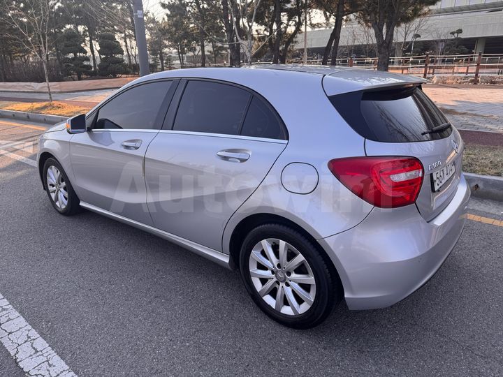 Mercedes Benz A Class 2015 — 3