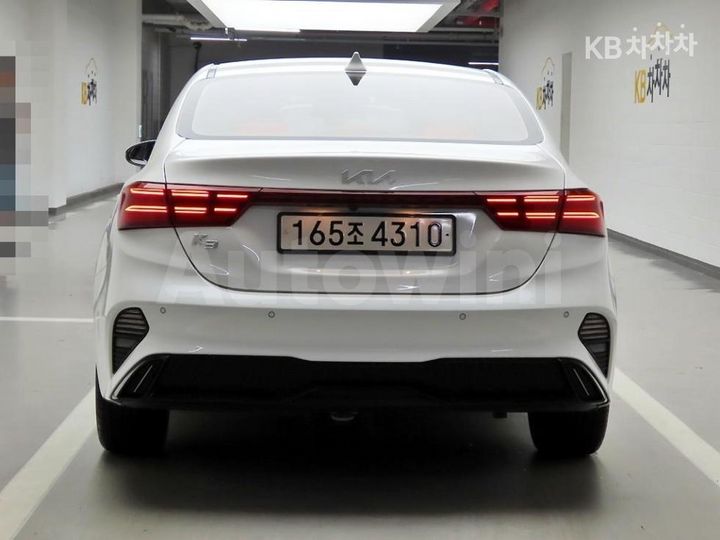 Kia K3 2022 — 3