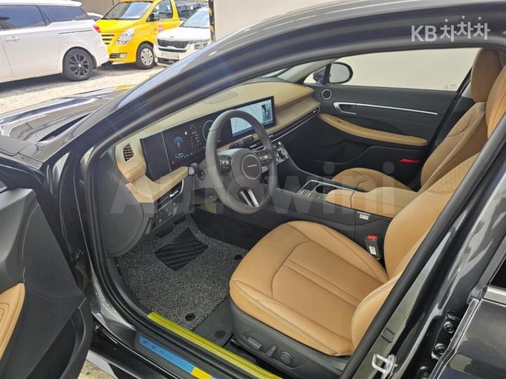 Hyundai Sonata 2025 — 5
