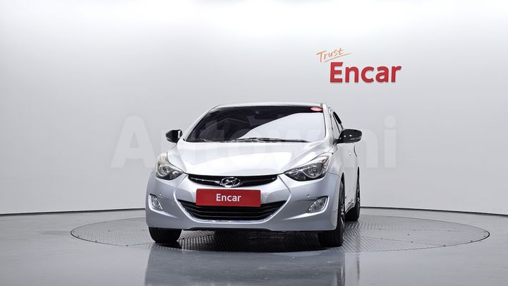 Hyundai Avante 2013 — 3