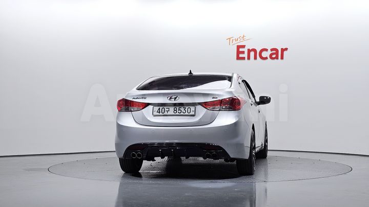 Hyundai Avante 2013 — 4