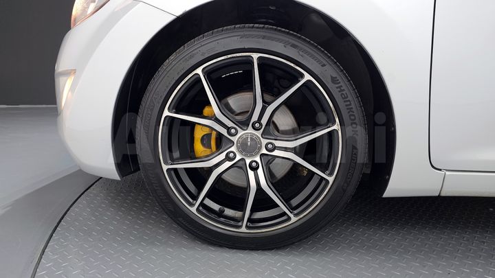 Hyundai Avante 2013 — 5