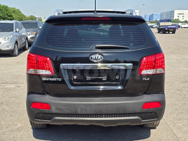 Kia Sorento 2010 — 5