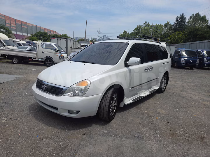 Kia Carnival 2014 — 3
