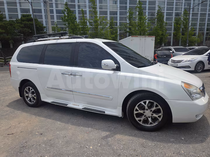Kia Carnival 2014 — 4