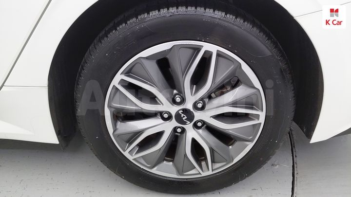 Kia K5 2022 — 3