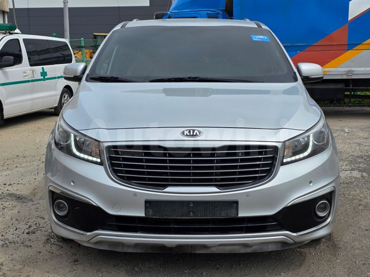 Kia Carnival 2017 — 2